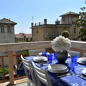 House Luna Rossa By Holiday World Appartamento